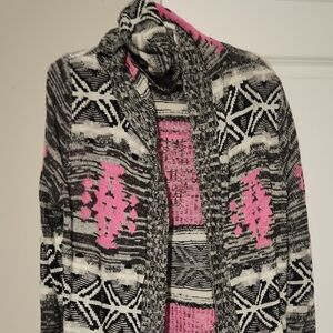 Stylish Pink and Black Patterned Women's Sweater